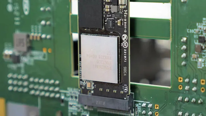 Close-up van de Phison E26-controller voor PCIe 5.0-ssd's