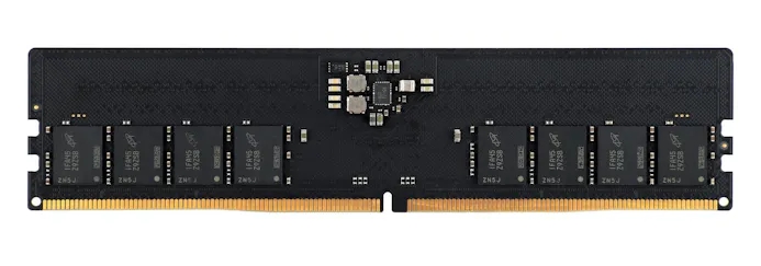 Vooraanzicht van een DDR5-geheugenmodule van Netac.